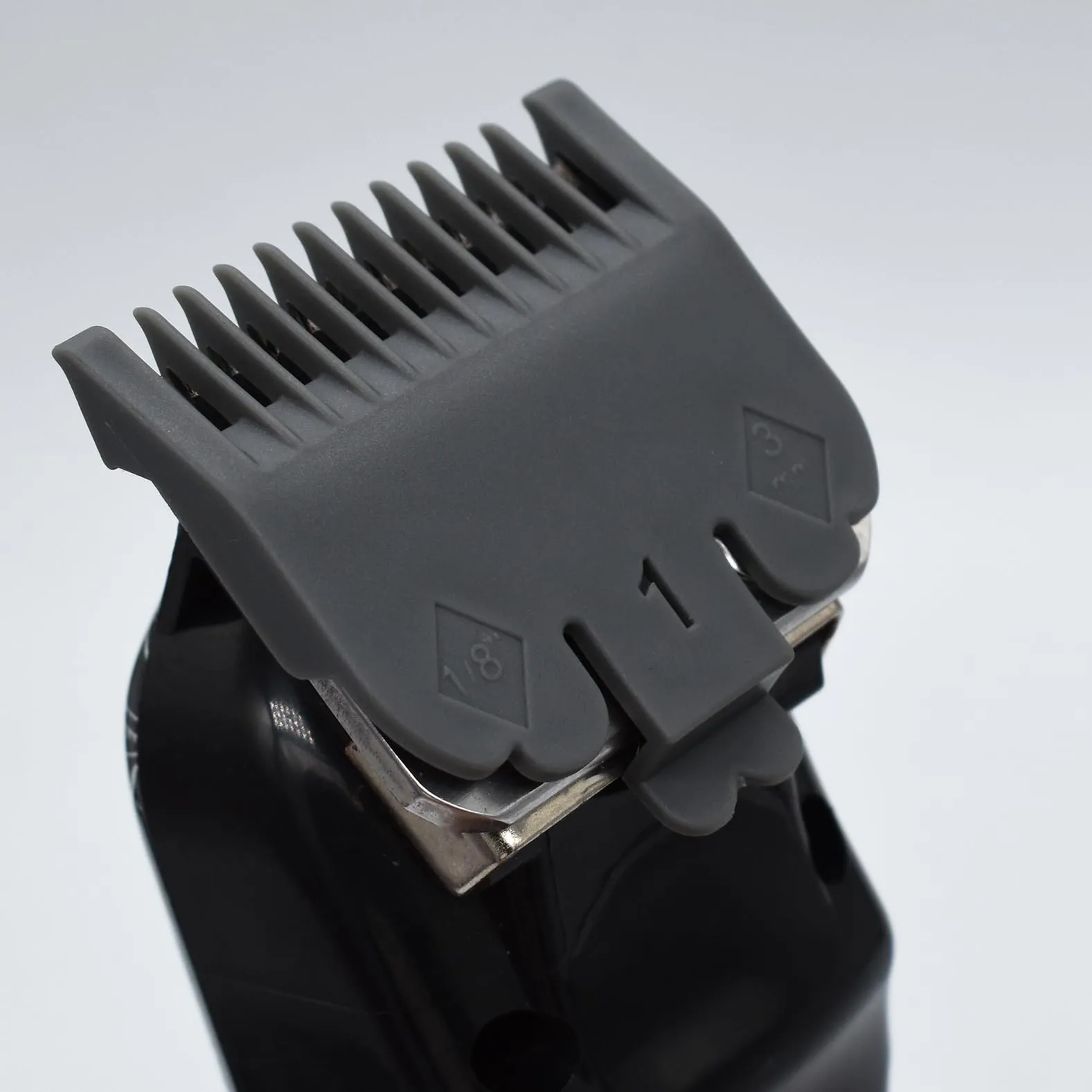 2 Pieces 2 Lengths Professional Hair Clipper Attachment Guide Guard Combs 1/16" 1/8" 1.5mm 3mm Compatible with Wahl Standard Full-Sized 5 Star Series Magic Clip Hair Clippers (Gray)