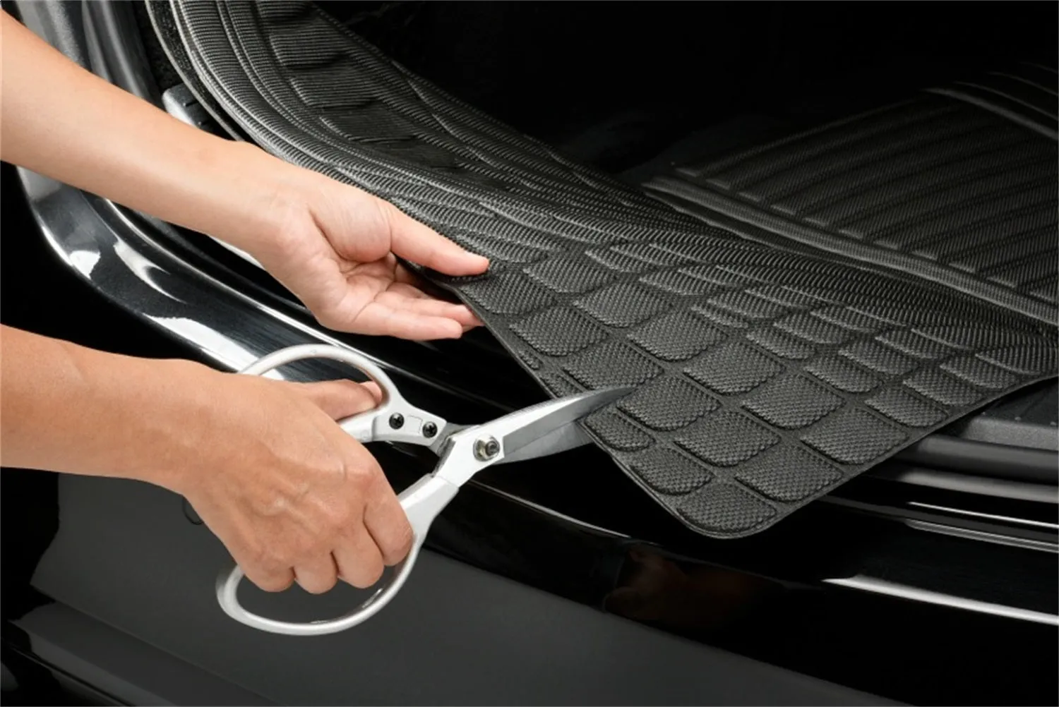 3D MAXpider 2177M-09 - Universal Cargo Liner L 53.5 in. x W 36.2in. Black Cross Fold