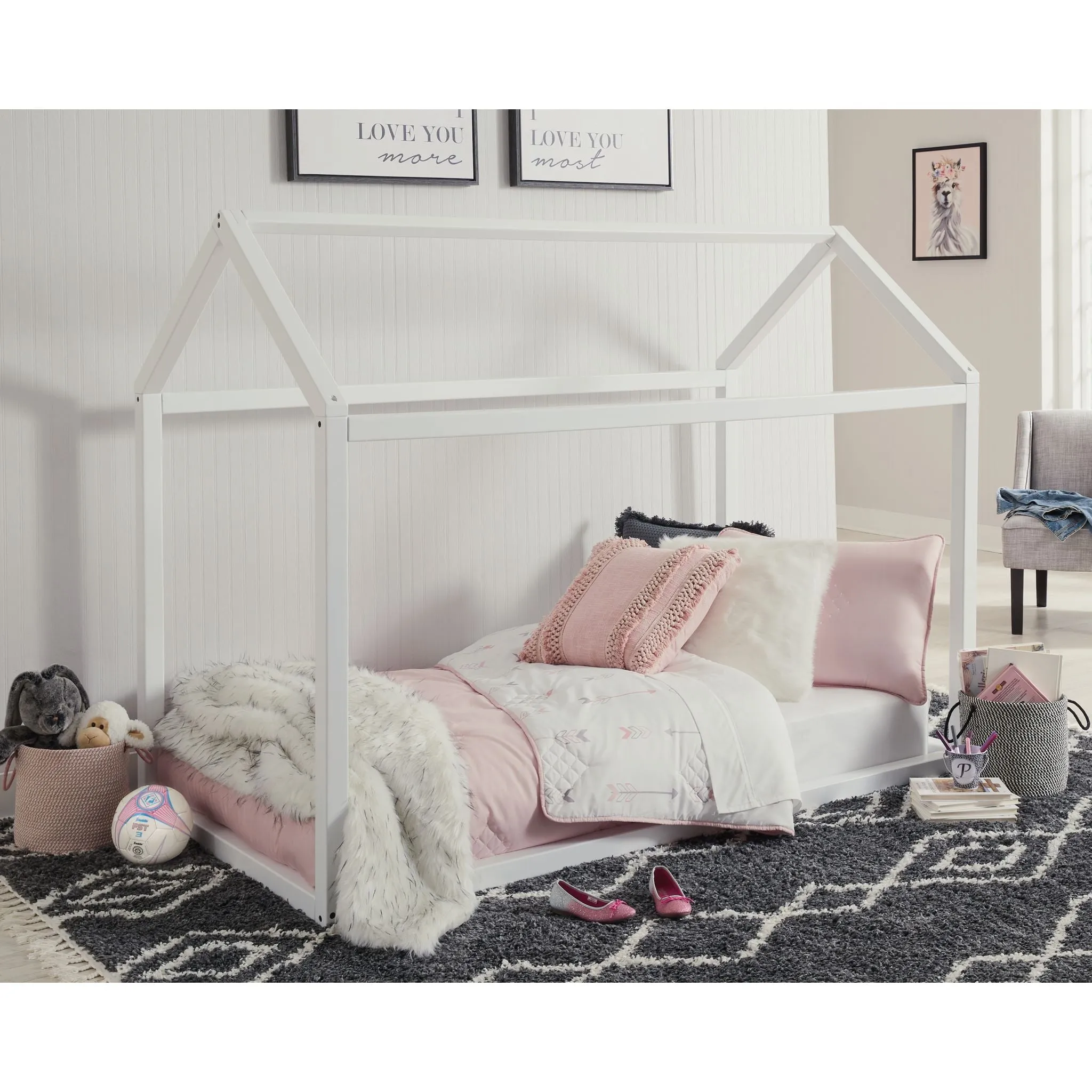 Flannibrook Twin House Bed Frame