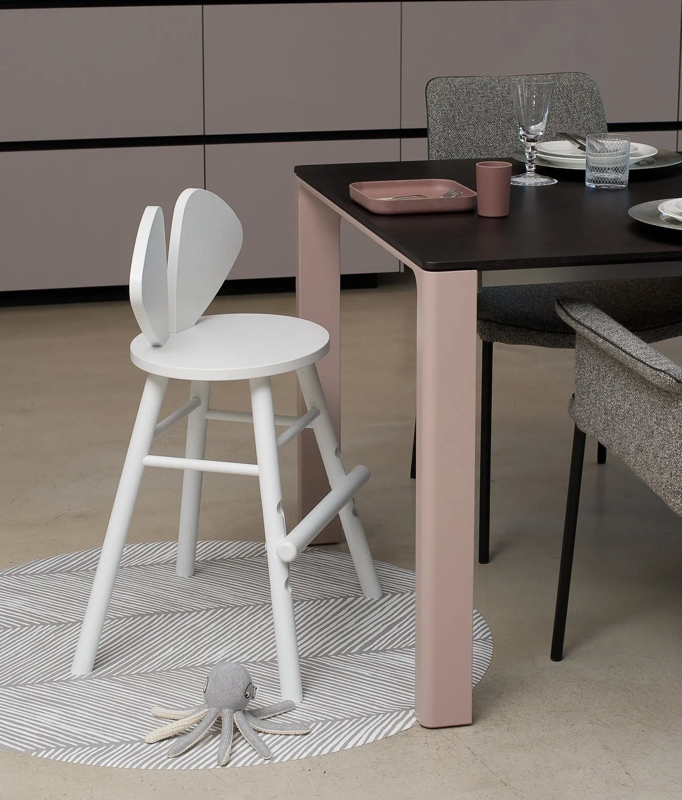 Premium High Chair Splat Mats | Sandy Lines - Stone